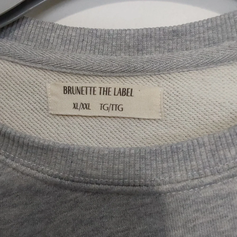 Brunette  The Lable Best Friend Sporty crew neck - Picture 2 of 7